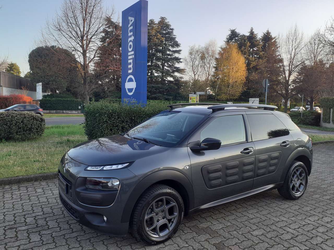 Citroen C4 Cactus 1.2 bz 82 cv SHINE  NO VINCOLI FINANZIAMENTO