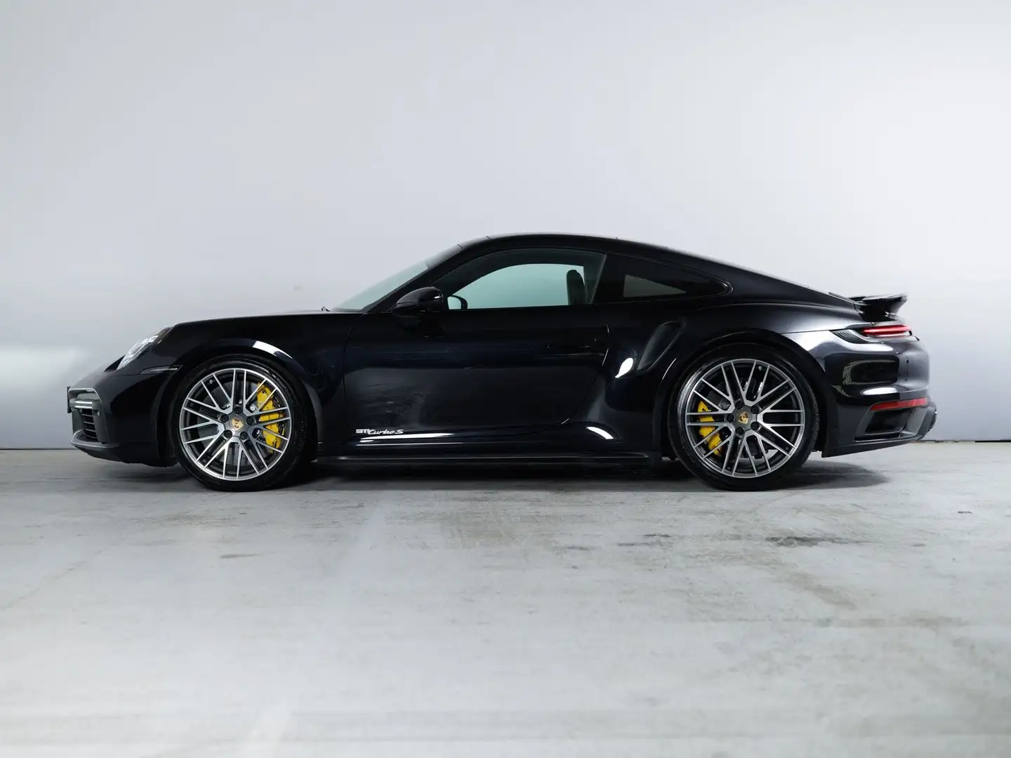 Porsche 911 Turbo S Schwarz - 2