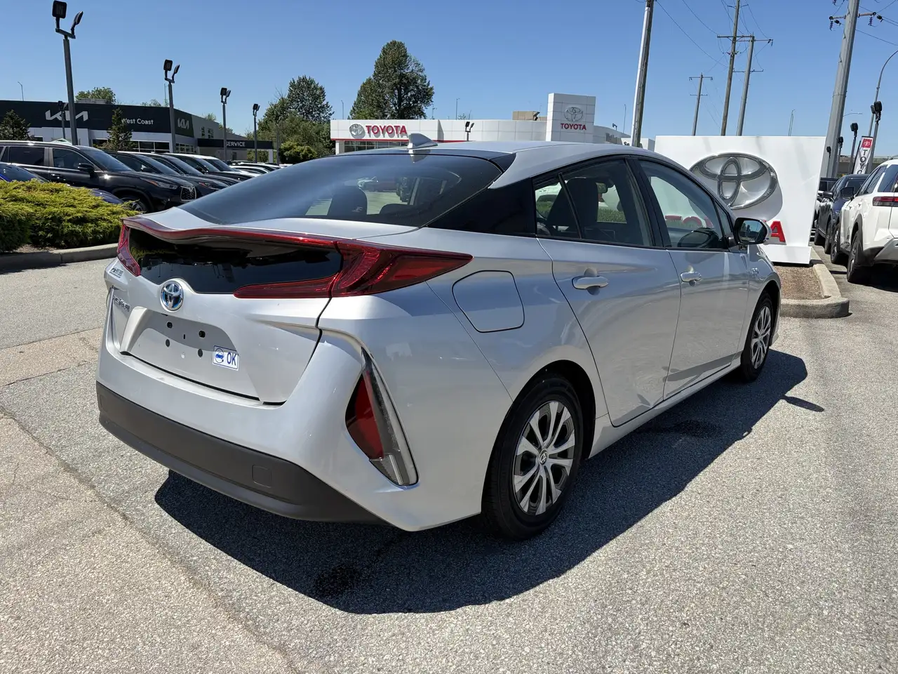 Toyota Prius Prime photo Toyota Prius Prime