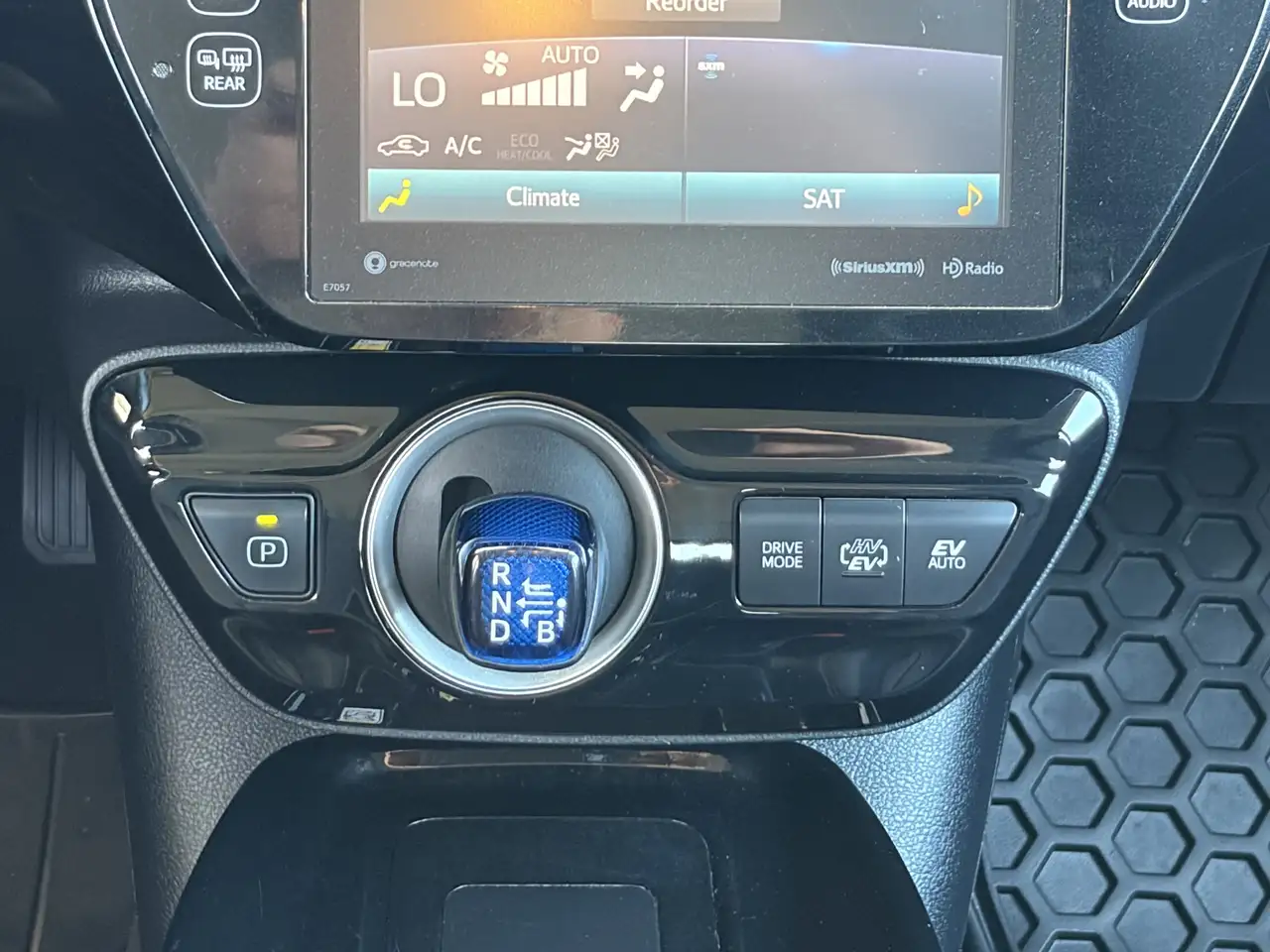Toyota Prius Prime photo Toyota Prius Prime