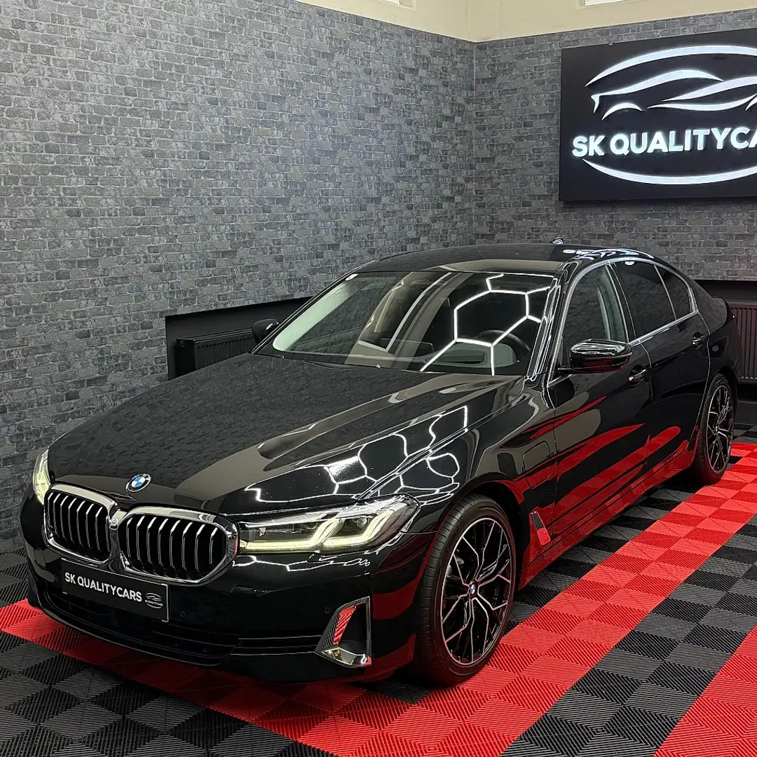 BMW 530 e PHEV xDrive Aut. TOP AUSSTATTUNG Zwart - 2