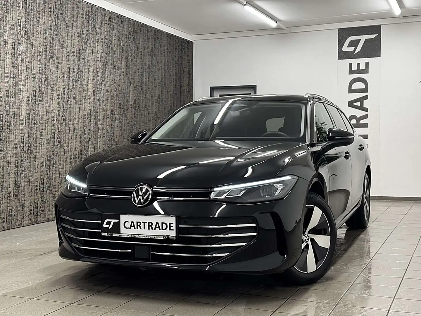 Volkswagen Passat Variant 2.0 TDI SCR Business DSG / LED/ VIRTUAL/ ACC/ N... Schwarz - 1