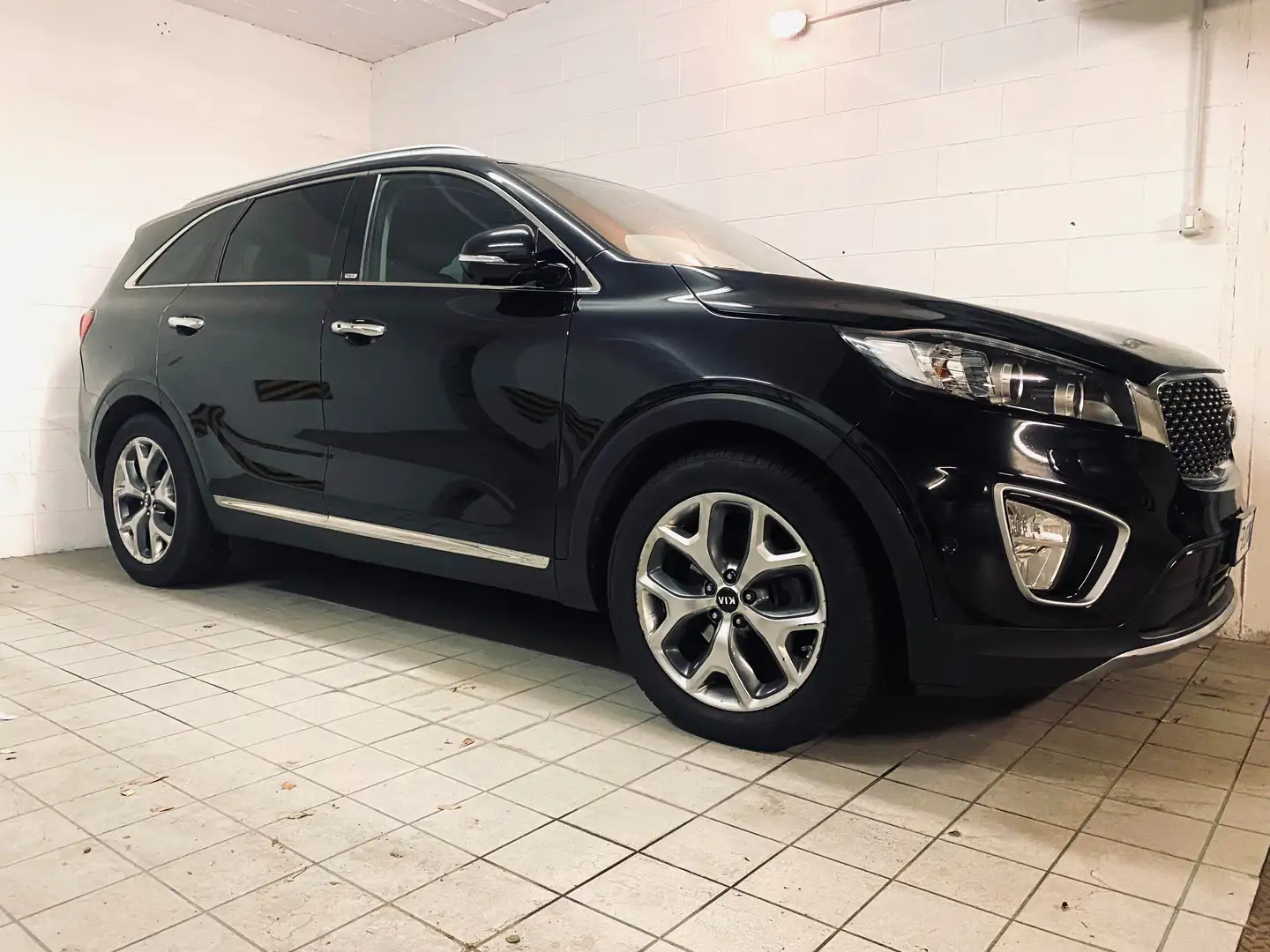 Kia Sorento 2.2 Rebel CRD AWD Nero - 1