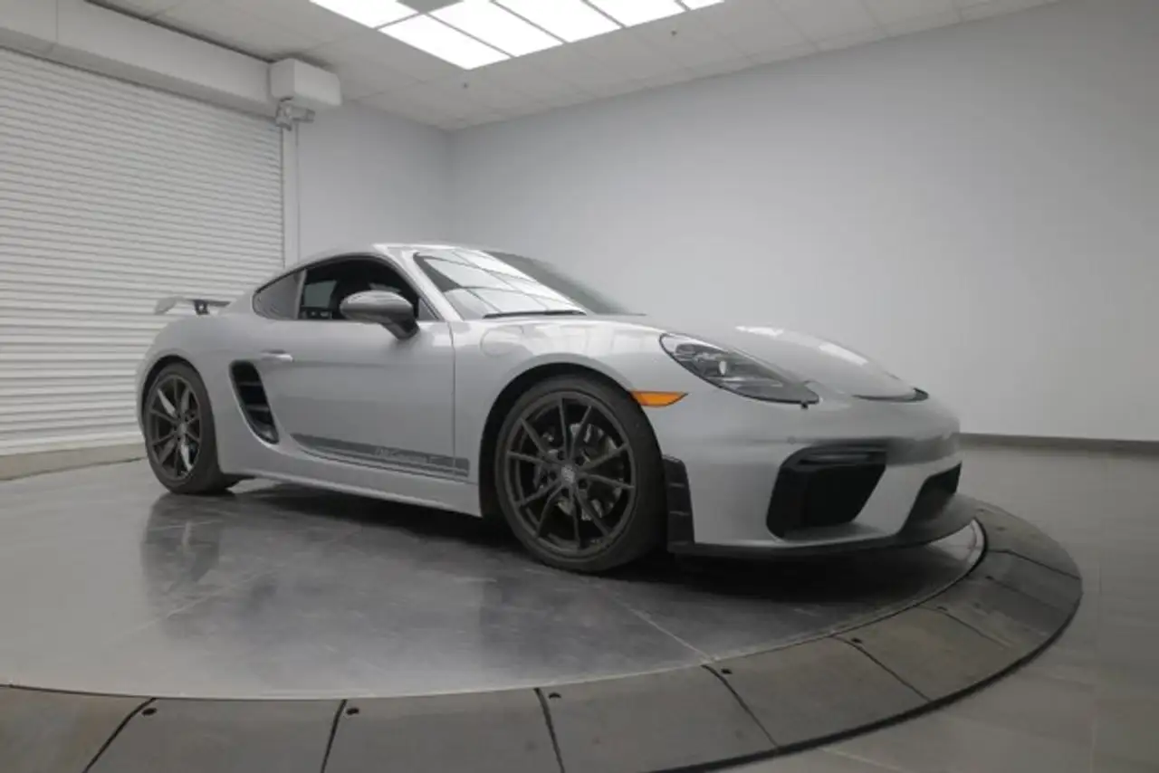 2023 Porsche 718 Cayman