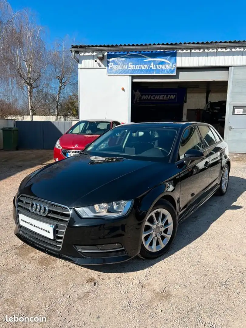 Audi A3 1.6 TDi 110 Business Line Noir - 1