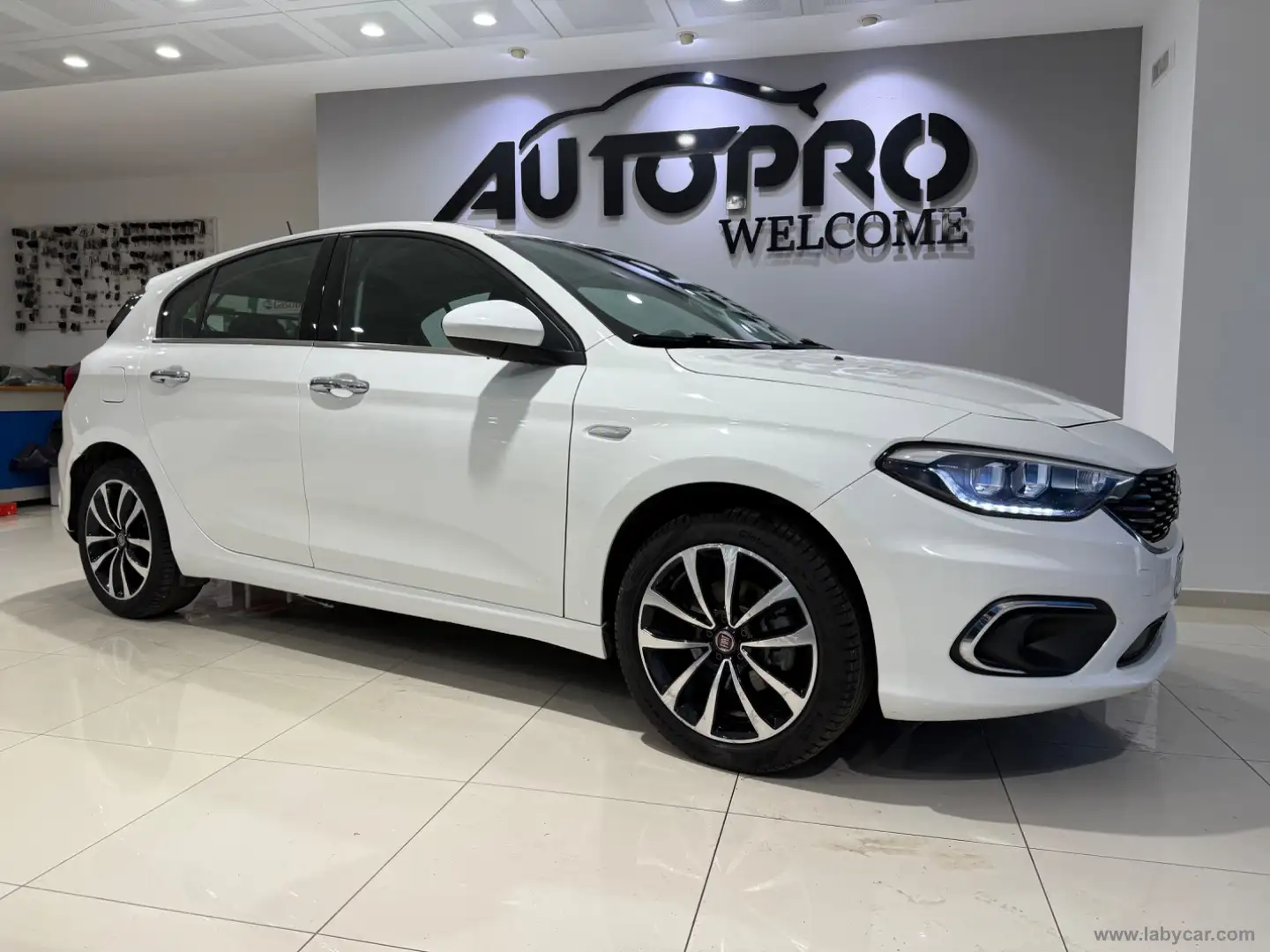 Fiat Tipo 1.3 Mjt S&S 5p. Lounge Bianco - 2