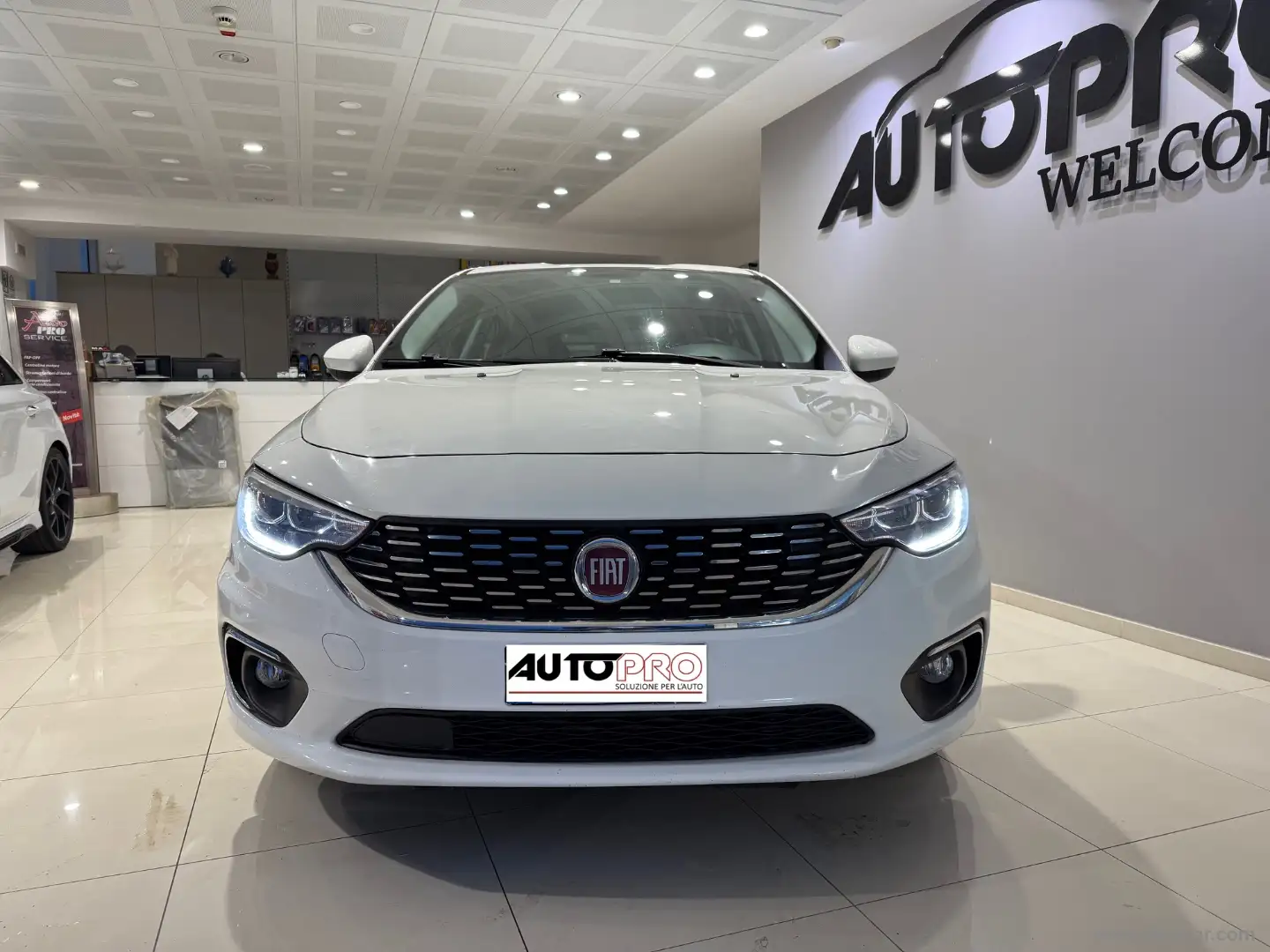 Fiat Tipo 1.3 Mjt S&S 5p. Lounge AUTOCARRO Bianco - 1