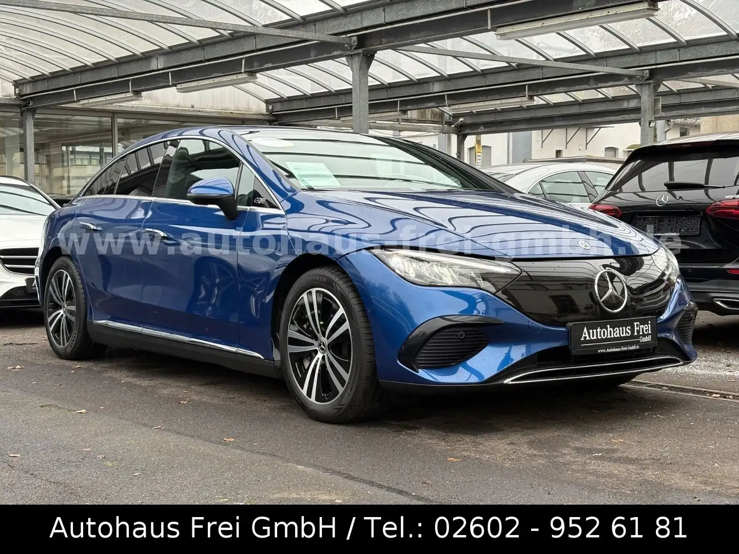 Mercedes-Benz EQE 300 2x AVANTGARDE*ADVANCED+*DISTRO*KAMERA*1H Blau - 1