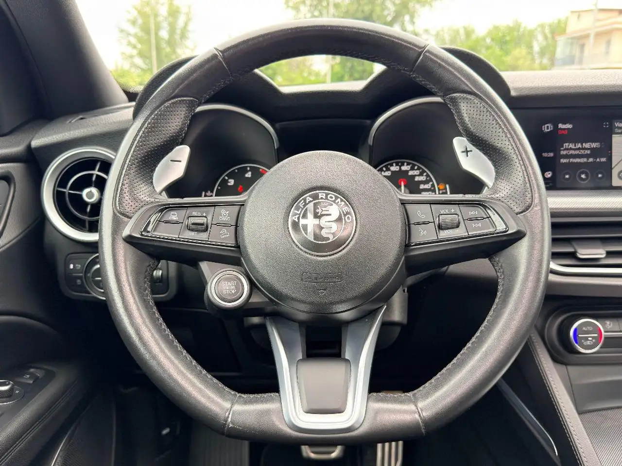 Alfa Romeo Stelvio 2022 — фото 28