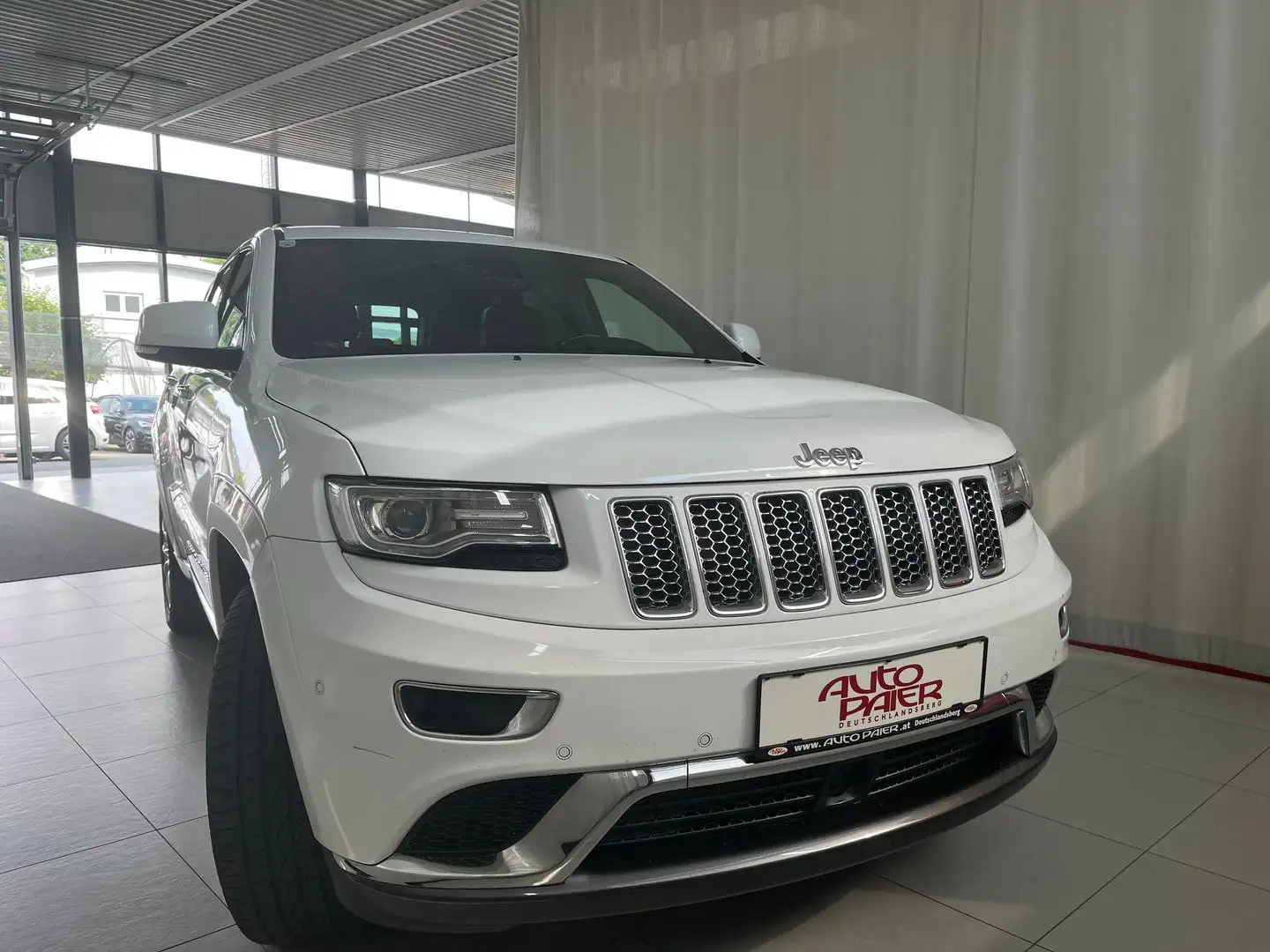 Jeep Grand Cherokee 3,0 V6 CRD Summit Biały - 1