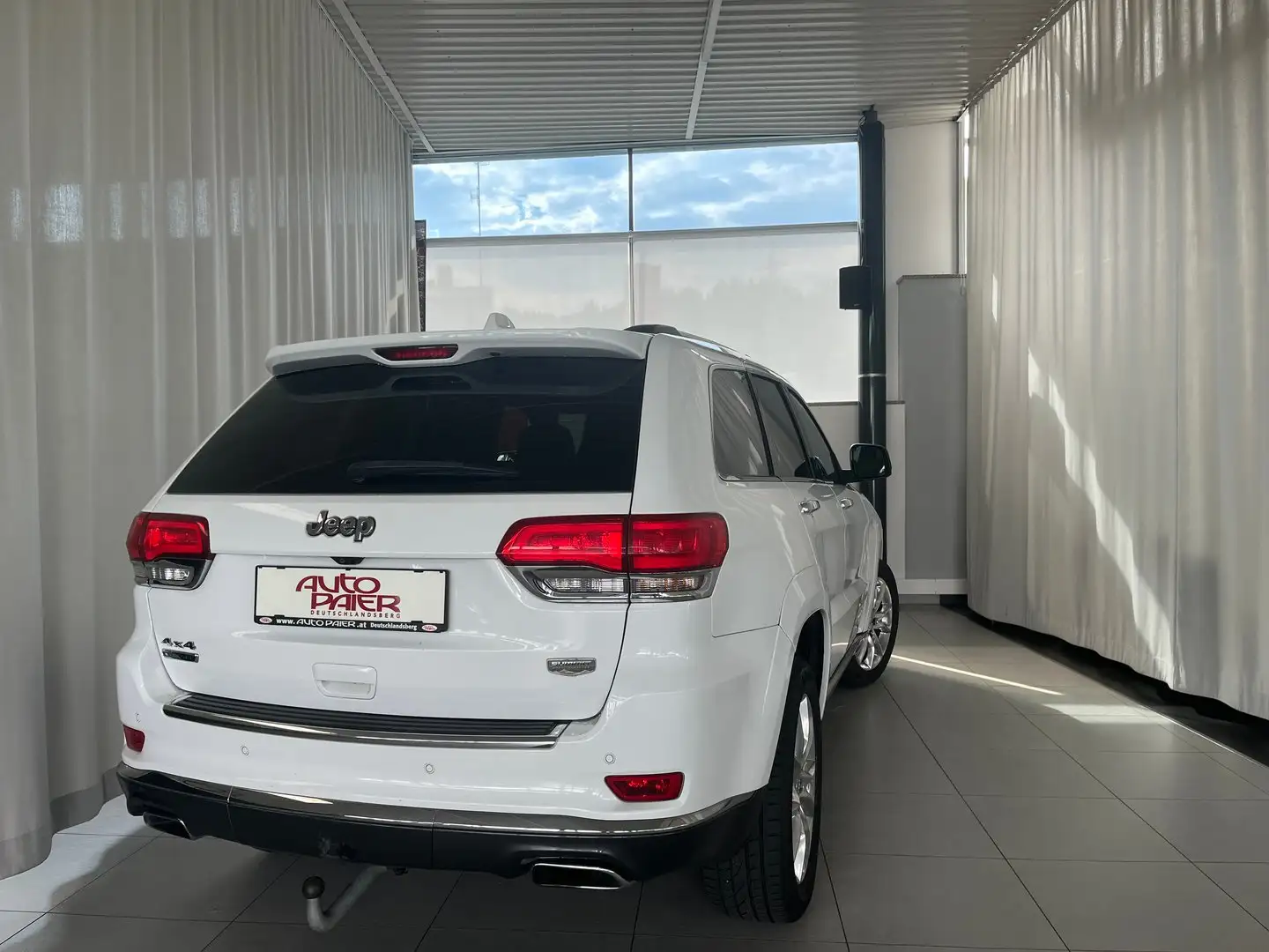 Jeep Grand Cherokee 3,0 V6 CRD Summit Biały - 2