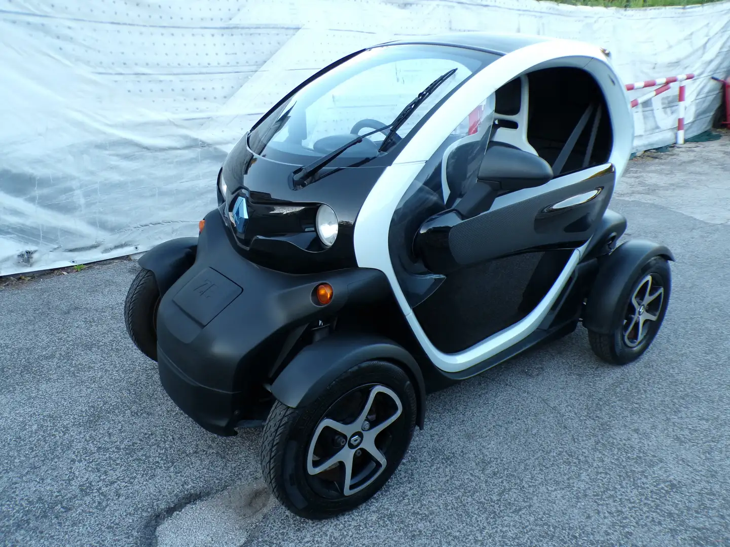 Renault Twizy BATTERIE DI PROPRIETA’ Negro - 2