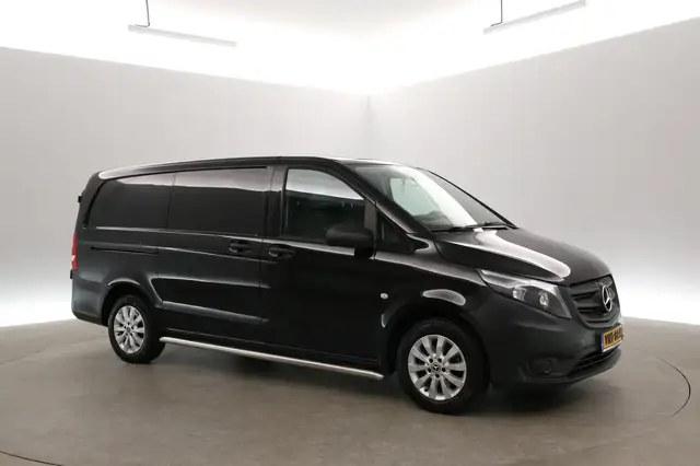 Mercedes-Benz Vito view 6