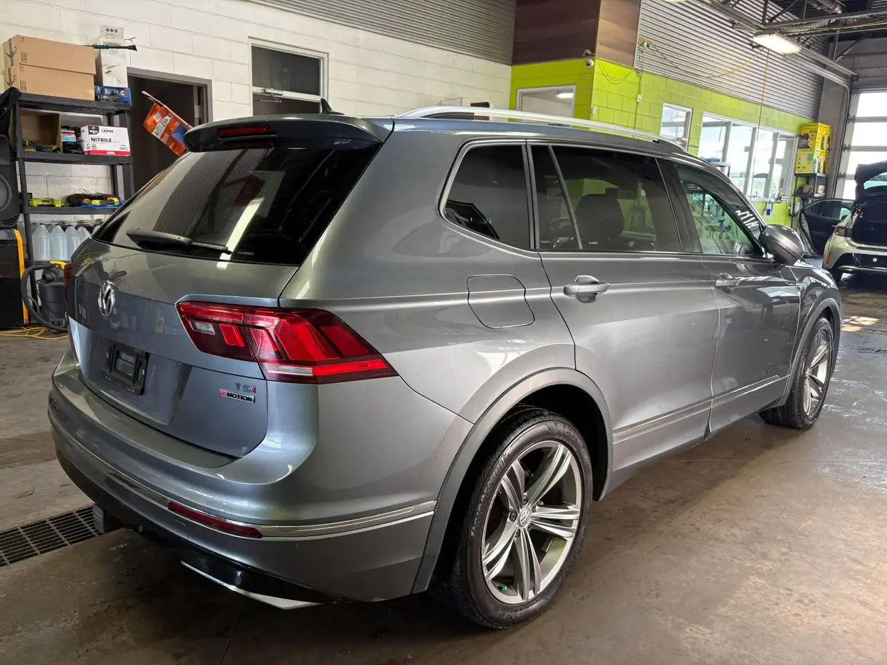 Volkswagen Tiguan снимка Volkswagen Tiguan