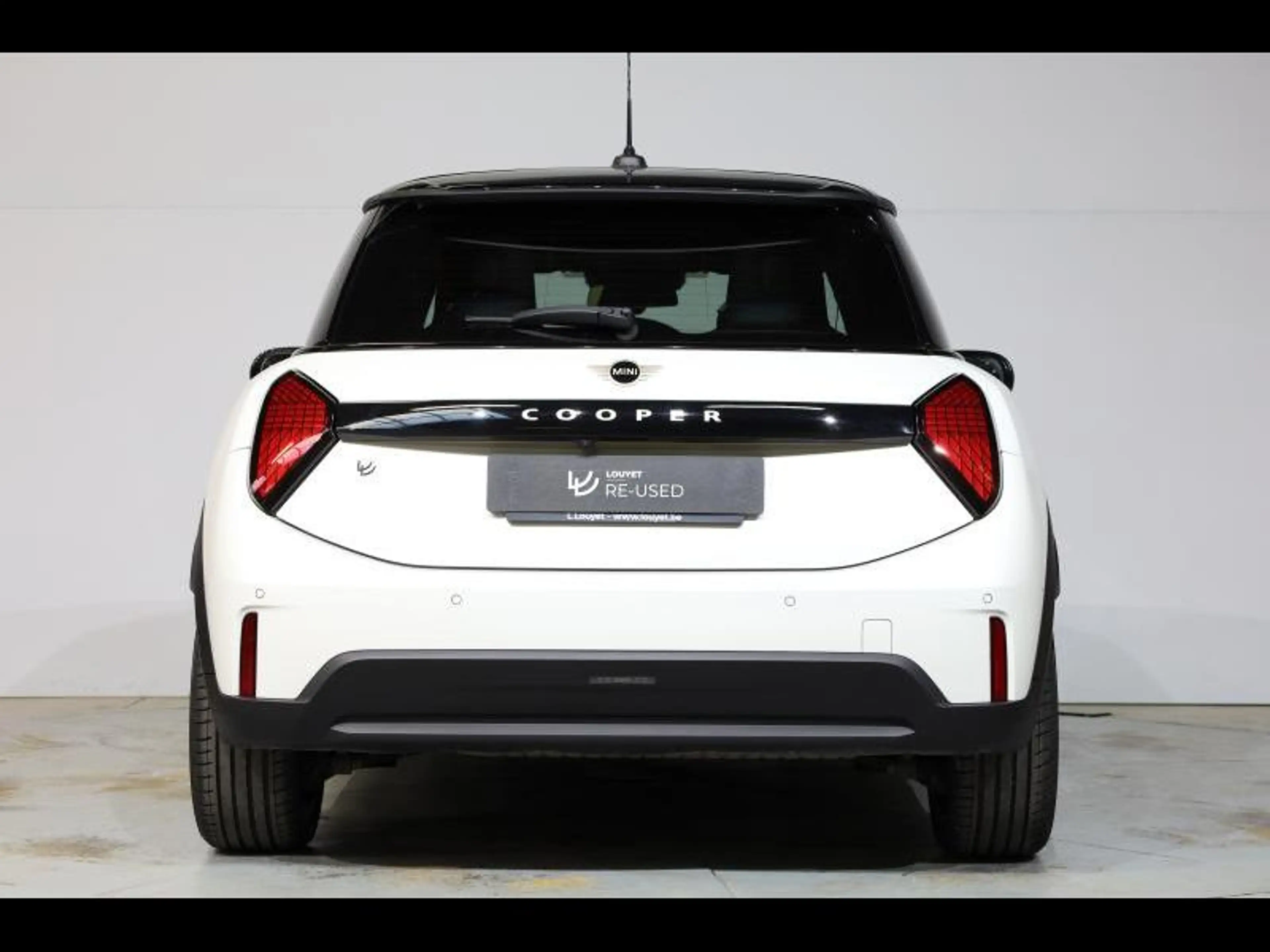 MINI Cooper C — photo 4