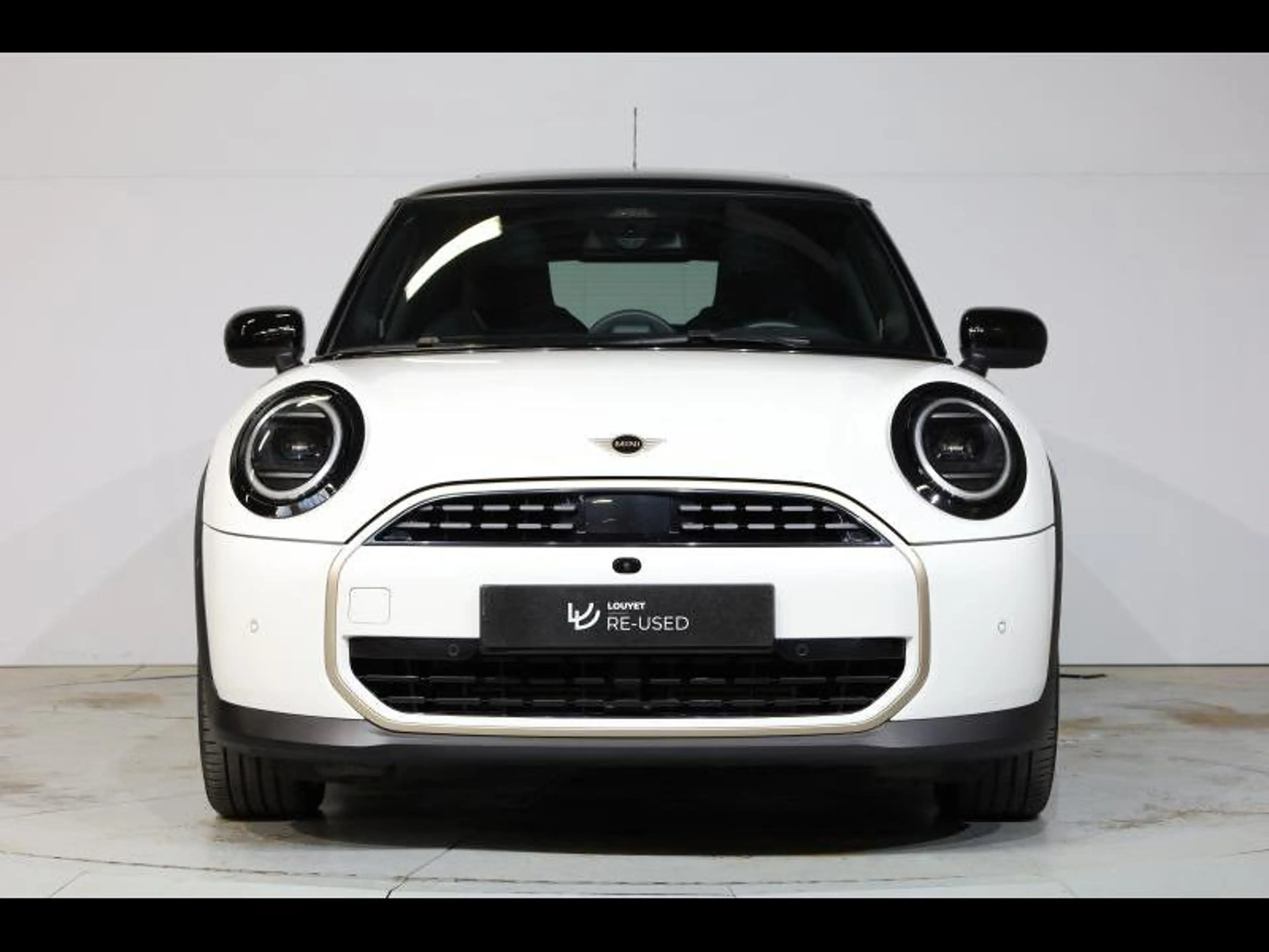 MINI Cooper C — photo 2