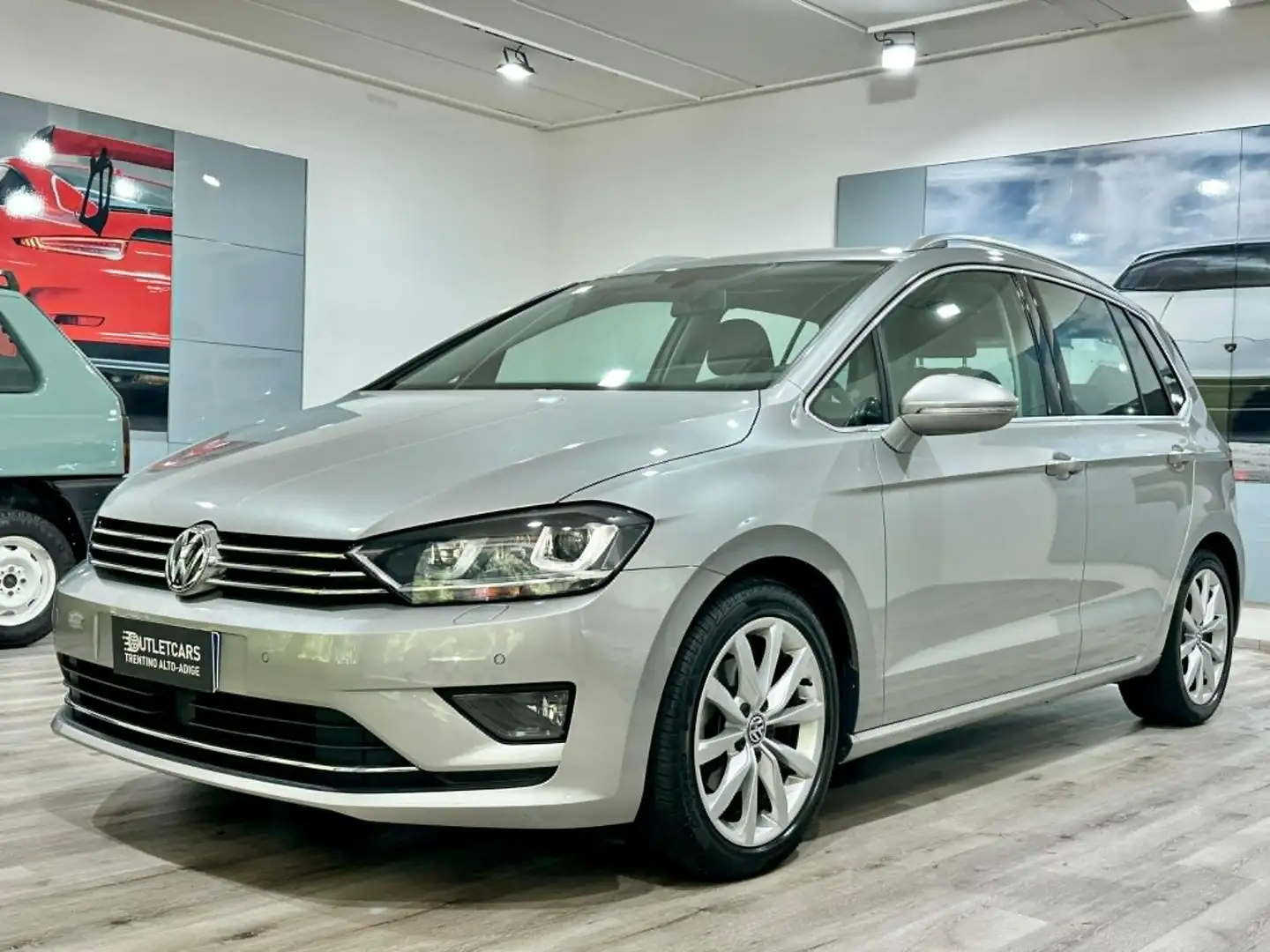 Volkswagen Golf Sportsvan Sportsvan 1.6 tdi Highline 110cv dsg 1proprietario Argento - 1