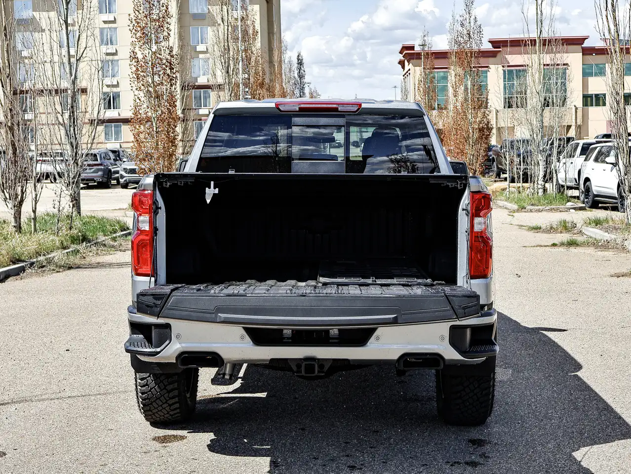 Chevrolet Silverado 1500 снимка Chevrolet Silverado 1500