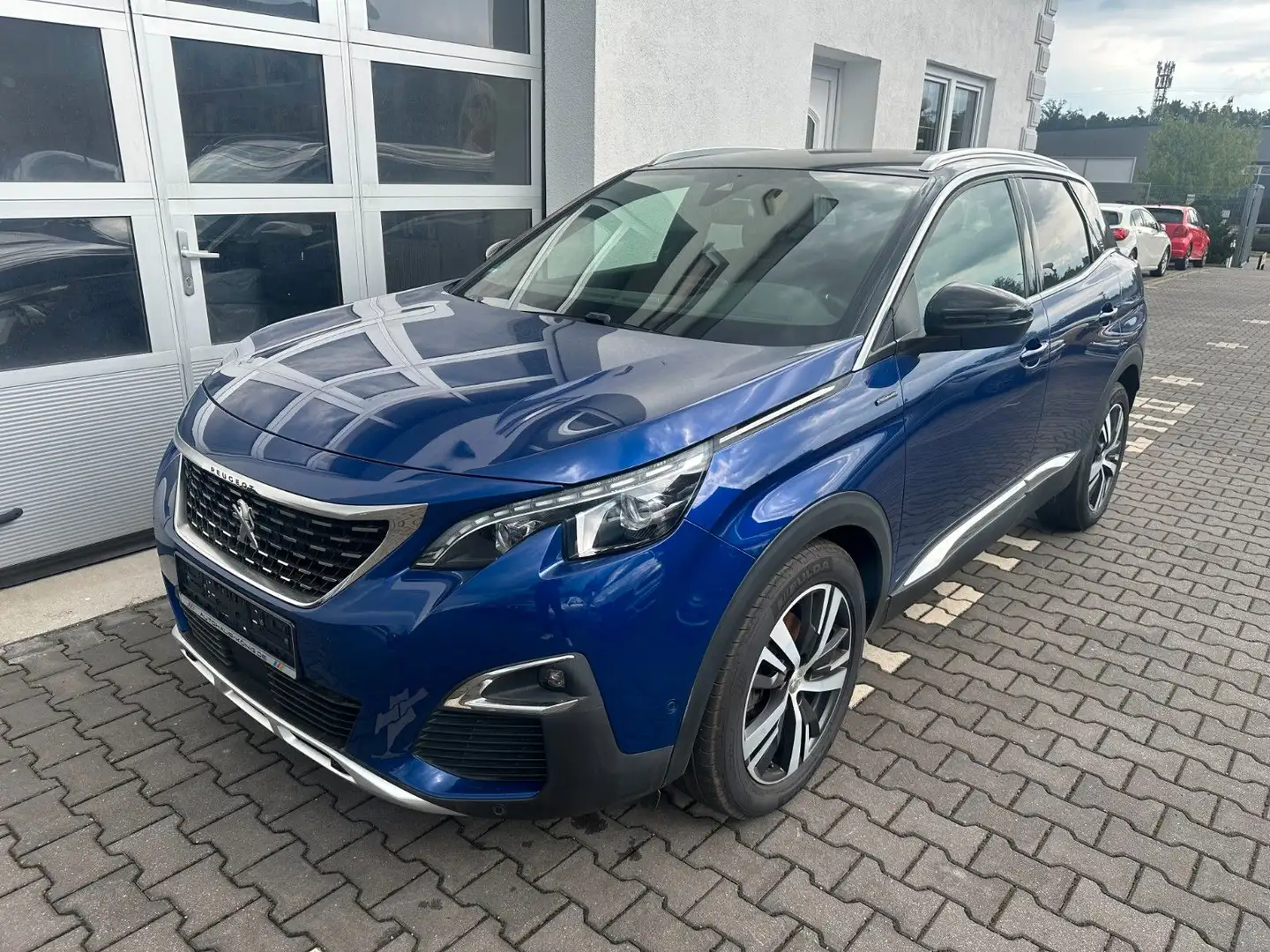 Peugeot 3008 GT Line Blue-HDI Automatik Blau - 1