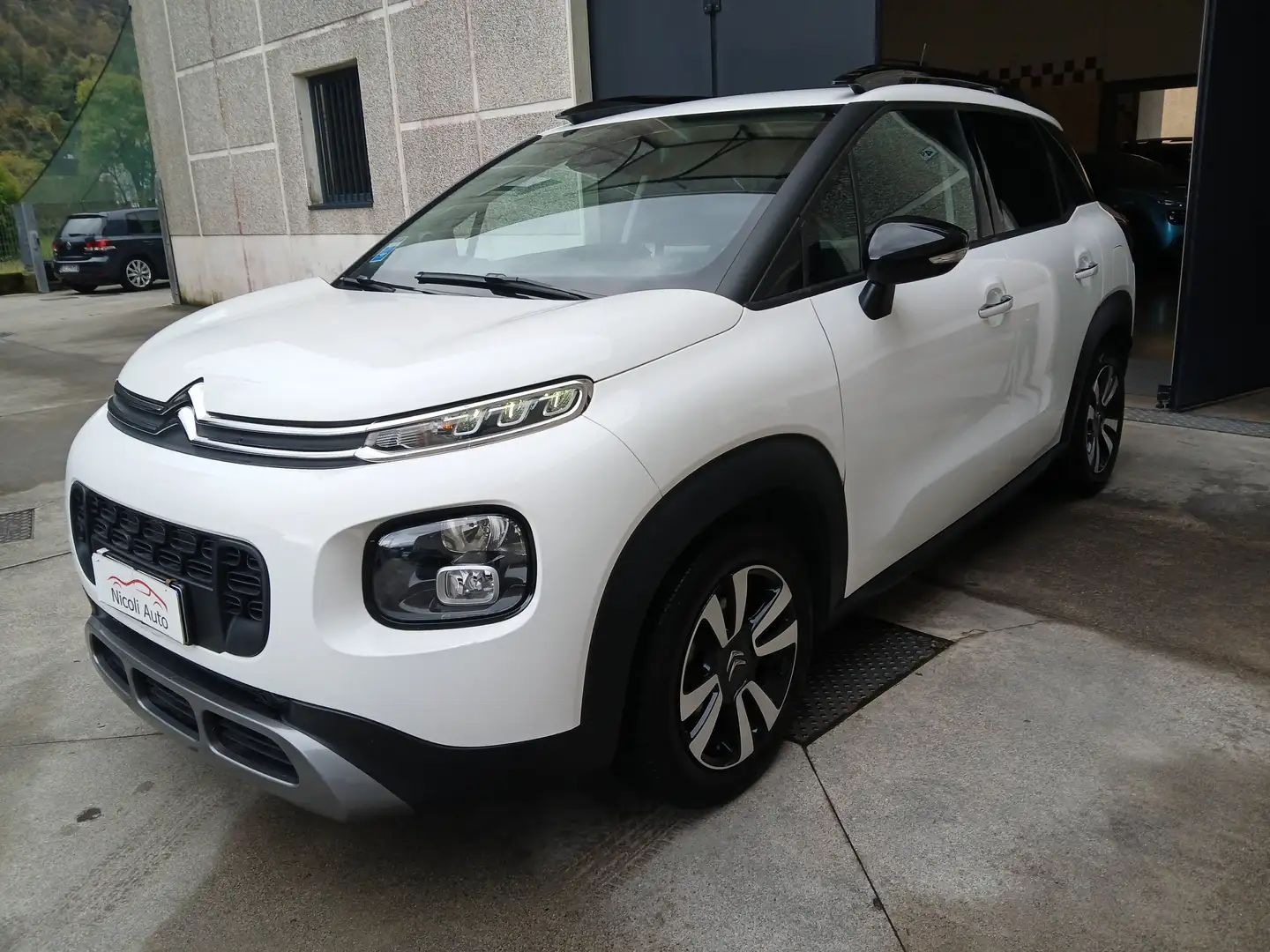Citroen C3 C3 Aircross I 2018 1.2 puretech Shine 82cv Bianco - 1