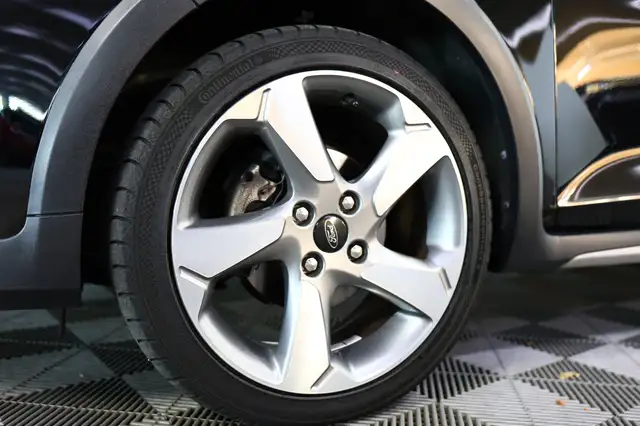 Ford Fiesta view 4