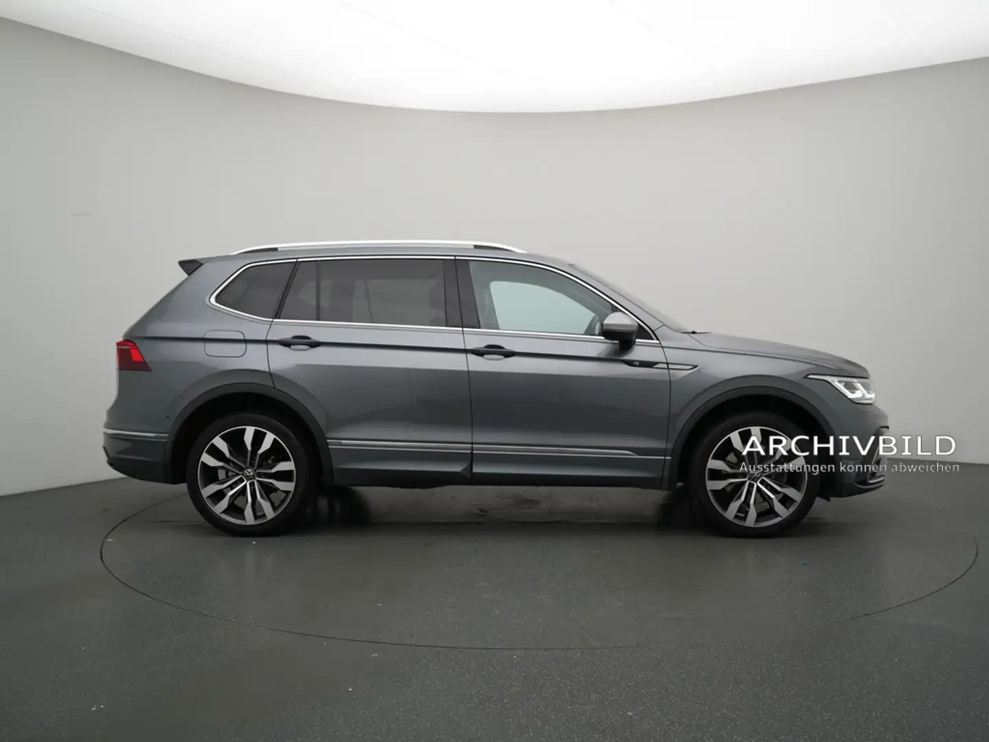 Volkswagen Tiguan Allspace R-Line 4Motion DSG AHK PANO H Grau - 2