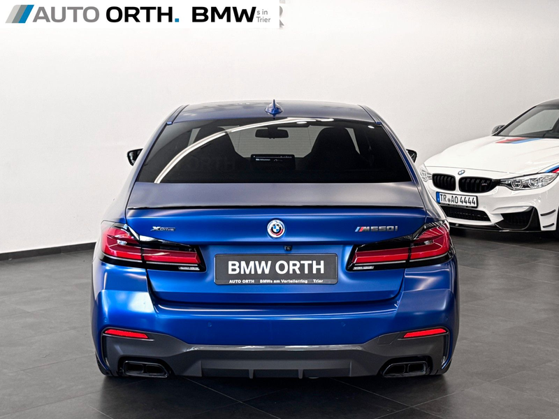 BMW 550 i xDrive M-SPORT-PRO **INDIVIDUAL** — photo 9
