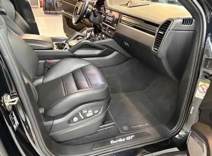 Porsche Cayenne 2022, foto 9