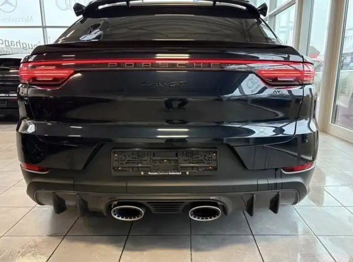 Porsche Cayenne 2022, foto 4
