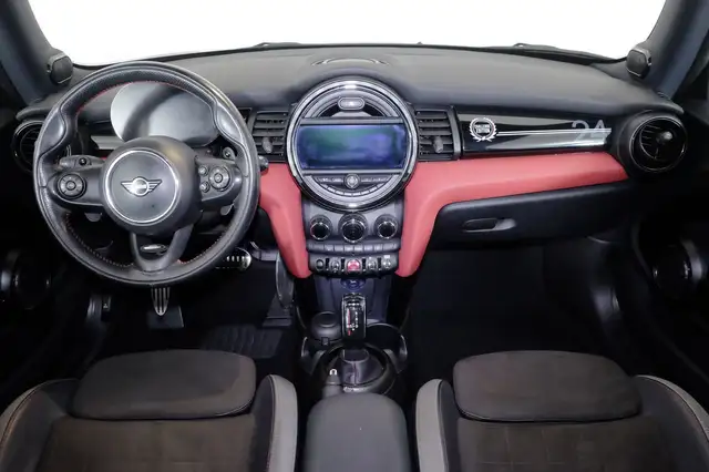 MINI Hatch view 9