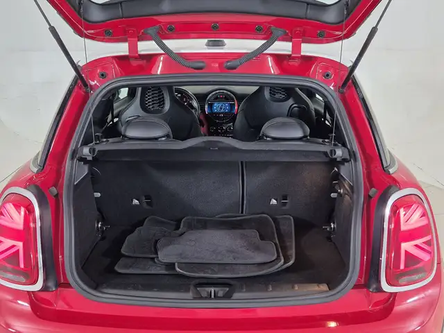 MINI Hatch view 13