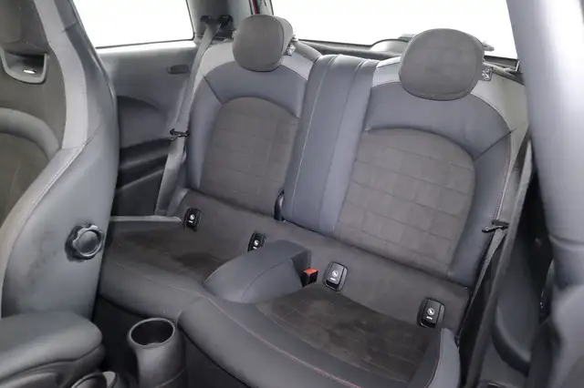 MINI Hatch view 8