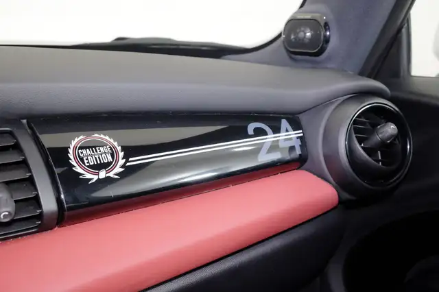 MINI Hatch view 23
