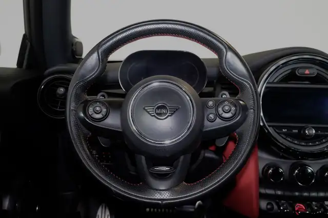 MINI Hatch view 19