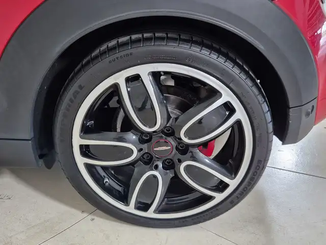 MINI Hatch view 14