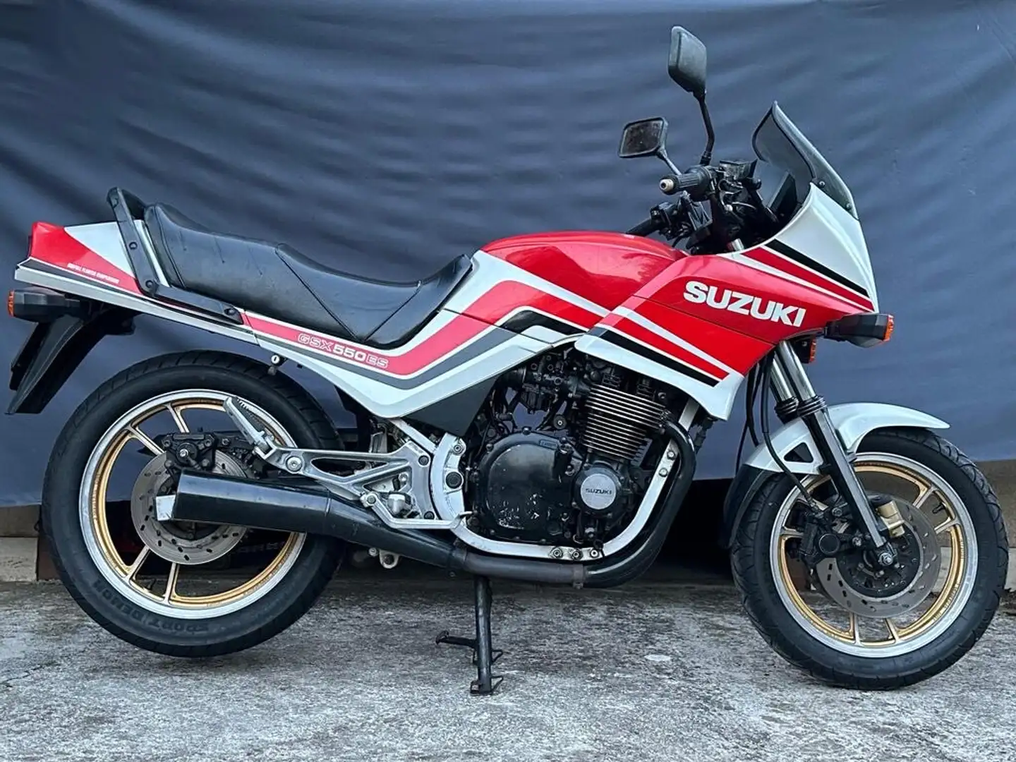 Suzuki GSX 550 ES Wit - 1