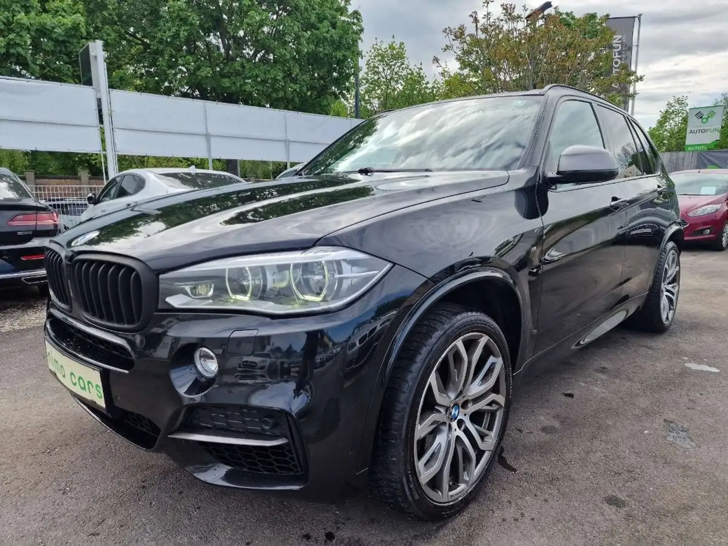 BMW X5 M M50d Aut. / Pano / Leder / Keyless Entry-Go Schwarz - 2