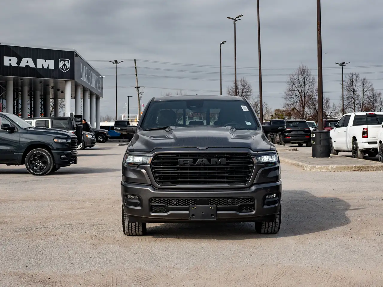 RAM 1500 снимка RAM 1500