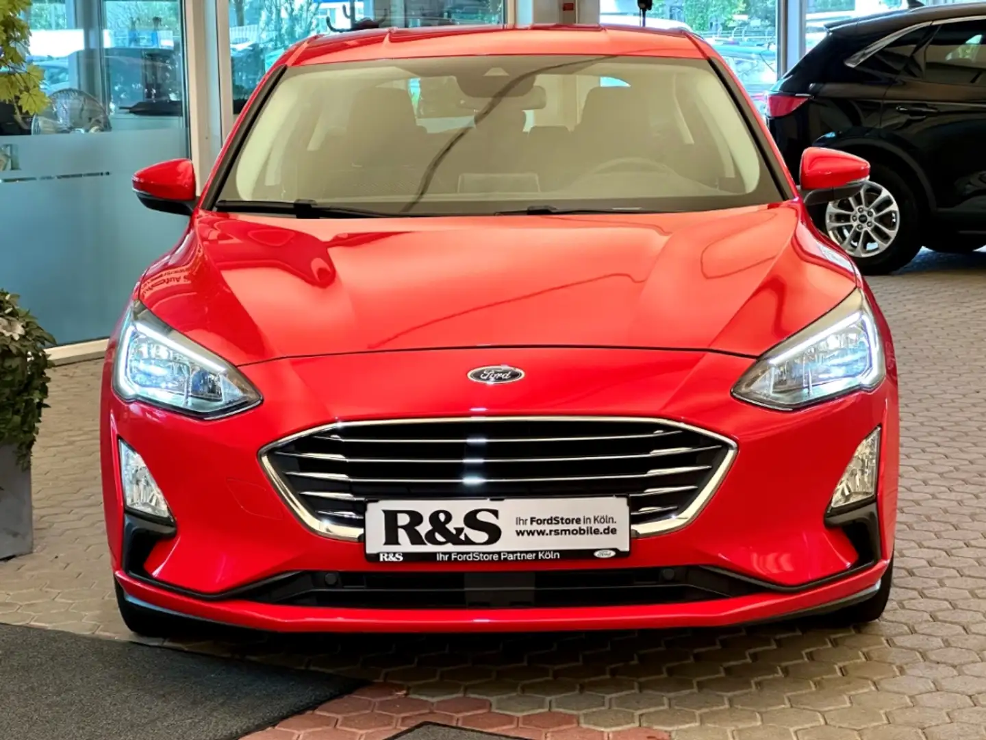 Ford Focus Titanium+Automatik+Navi+Kamera+Key-Free Rot - 2