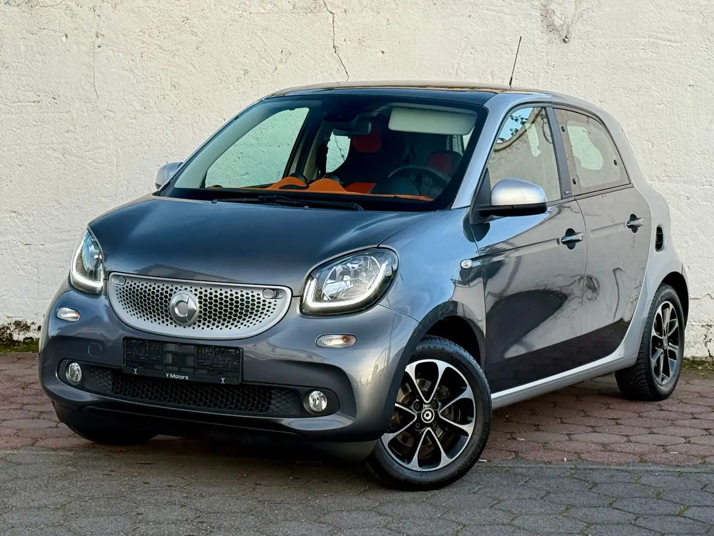 smart forFour /Automatik/Pano/Kamera/Sitzheizung Grau - 1
