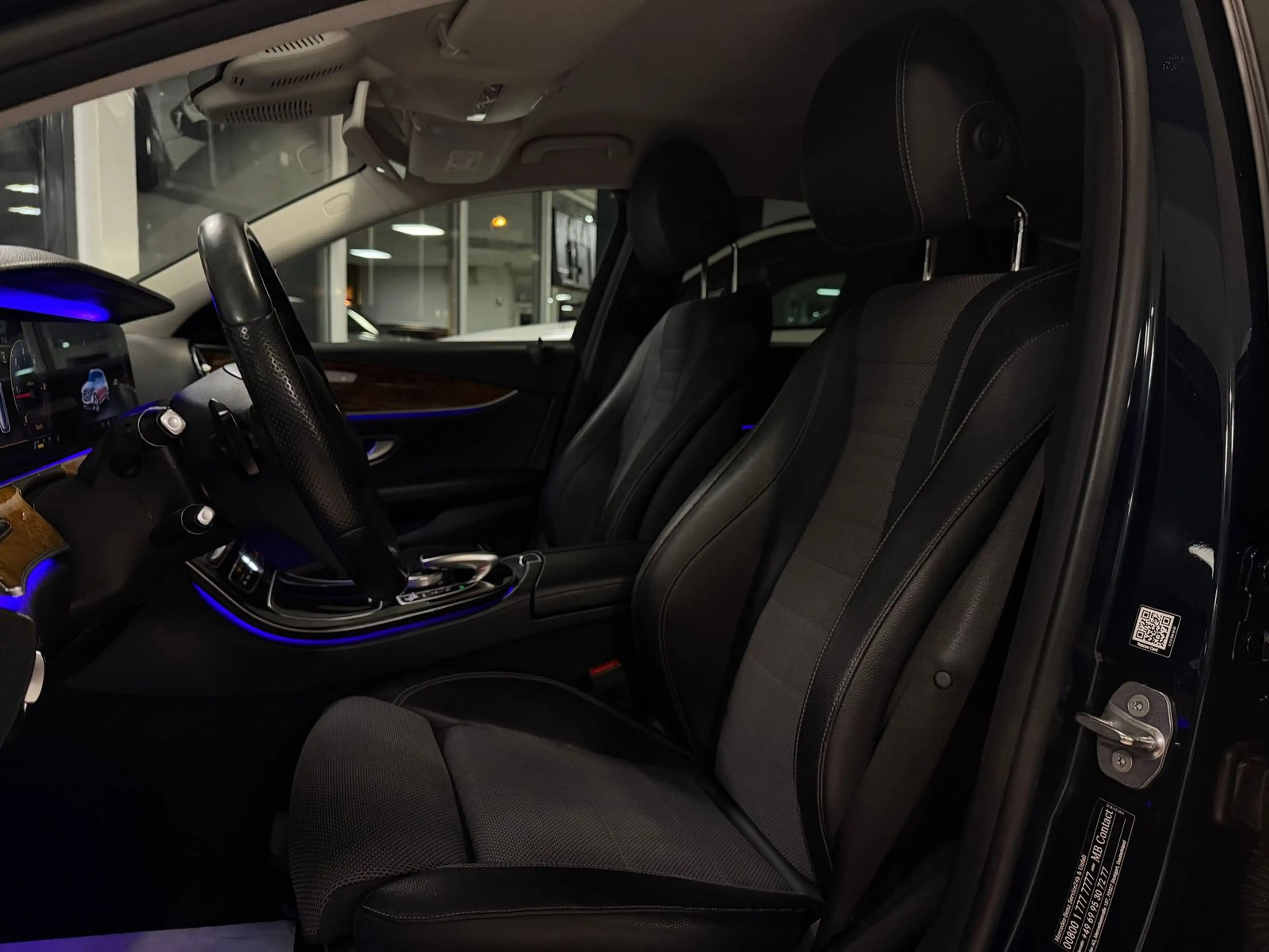 Mercedes-Benz E 220 d T BURMESTER WIDESCREEN AVANTGARDE TRAUM — photo 25