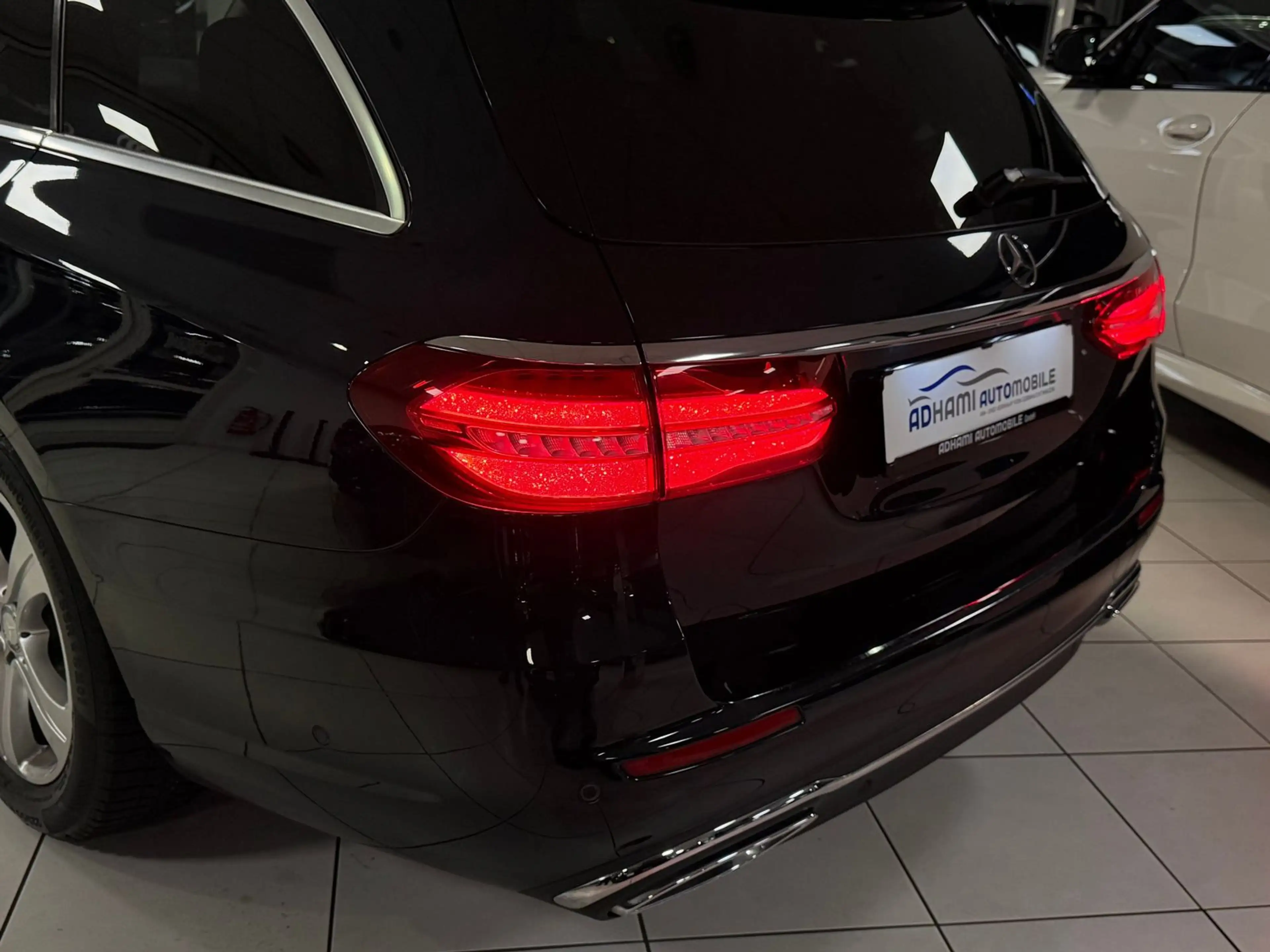 Mercedes-Benz E 220 d T BURMESTER WIDESCREEN AVANTGARDE TRAUM — photo 12
