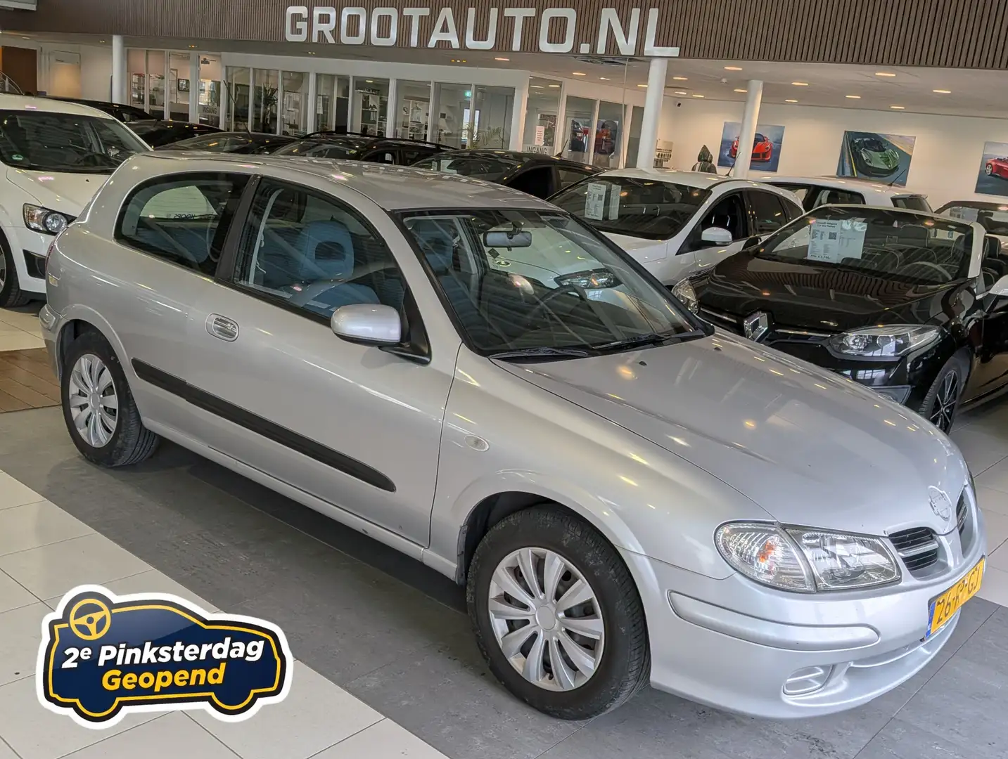 Nissan Almera 1.5 Luxury Airco, Trekhaak, Stuurbekrachtiging Grau - 1