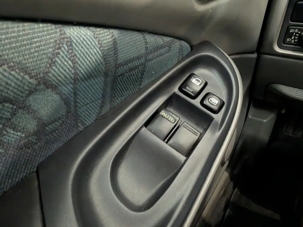 Nissan Almera 1.5 Luxury Airco, Trekhaak, Stuurbekrachtiging, foto 11