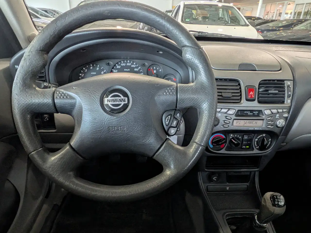 Nissan Almera 1.5 Luxury Airco, Trekhaak, Stuurbekrachtiging, foto 9
