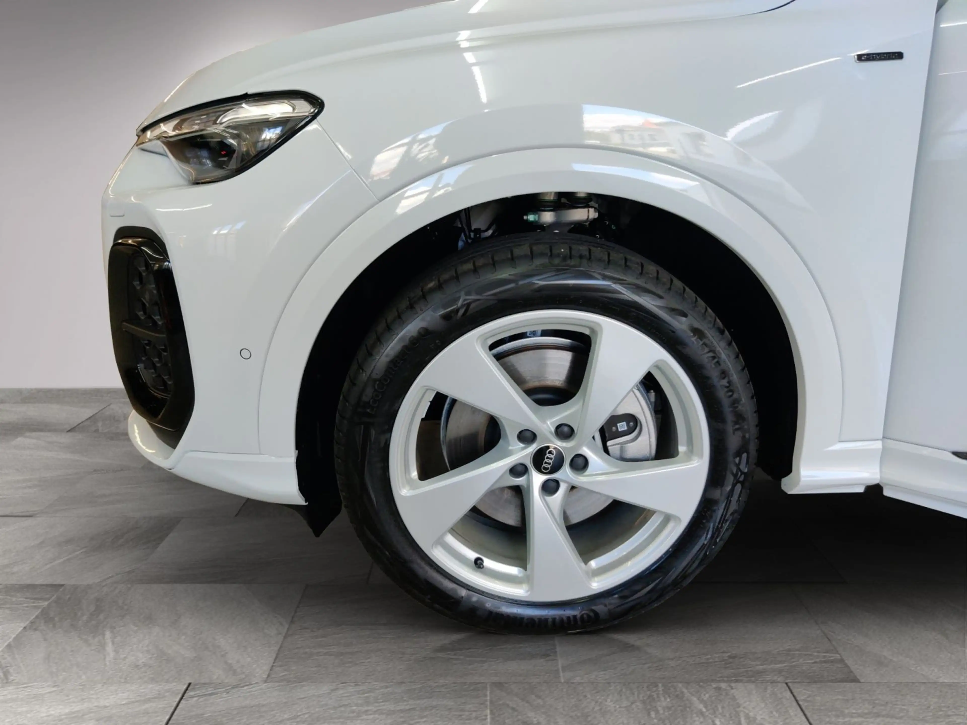 Audi Q5 S line e-hybrid qu. AHK/Tech plus/Volllack — photo 15