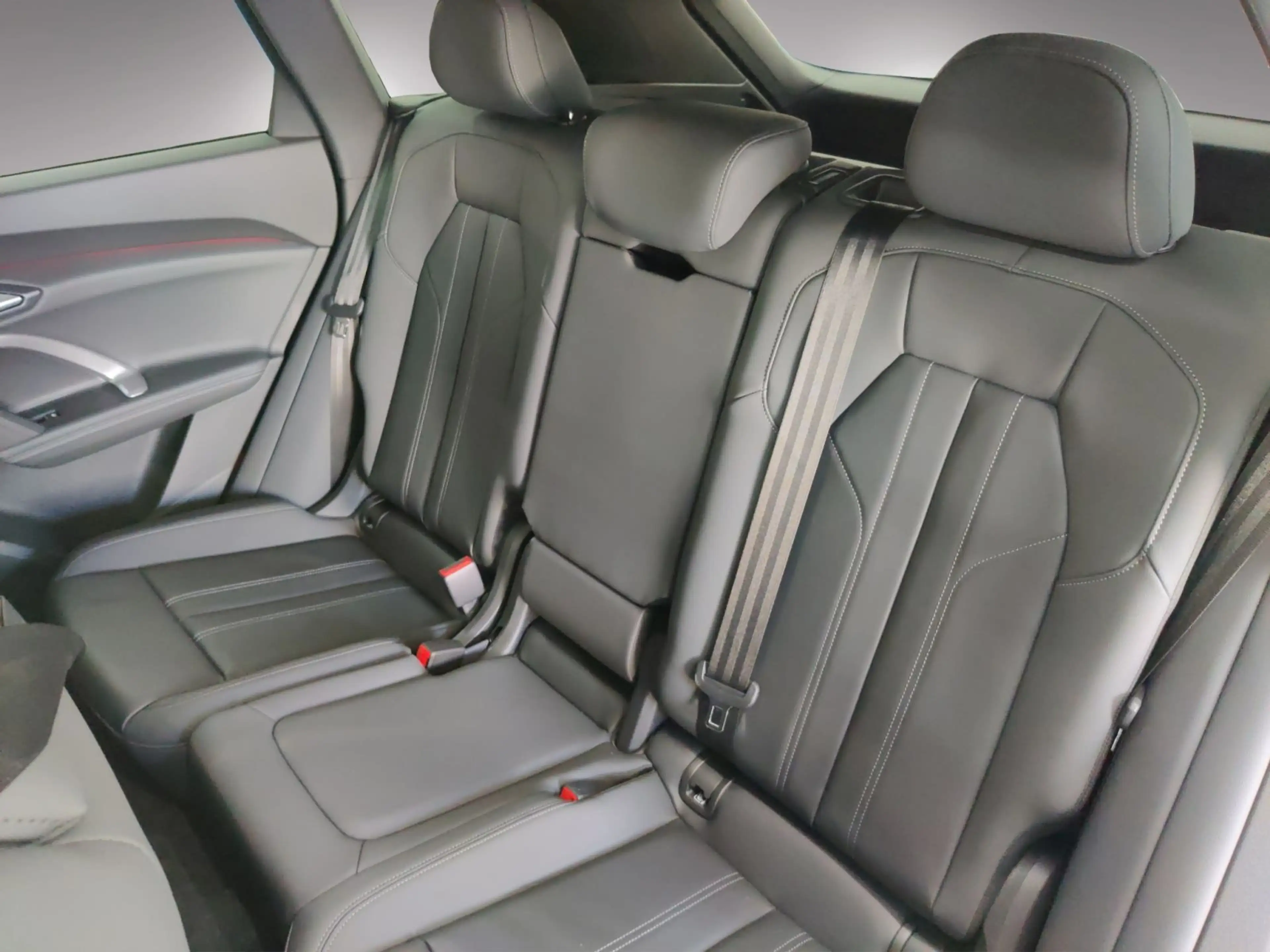 Audi Q5 S line e-hybrid qu. AHK/Tech plus/Volllack — photo 13