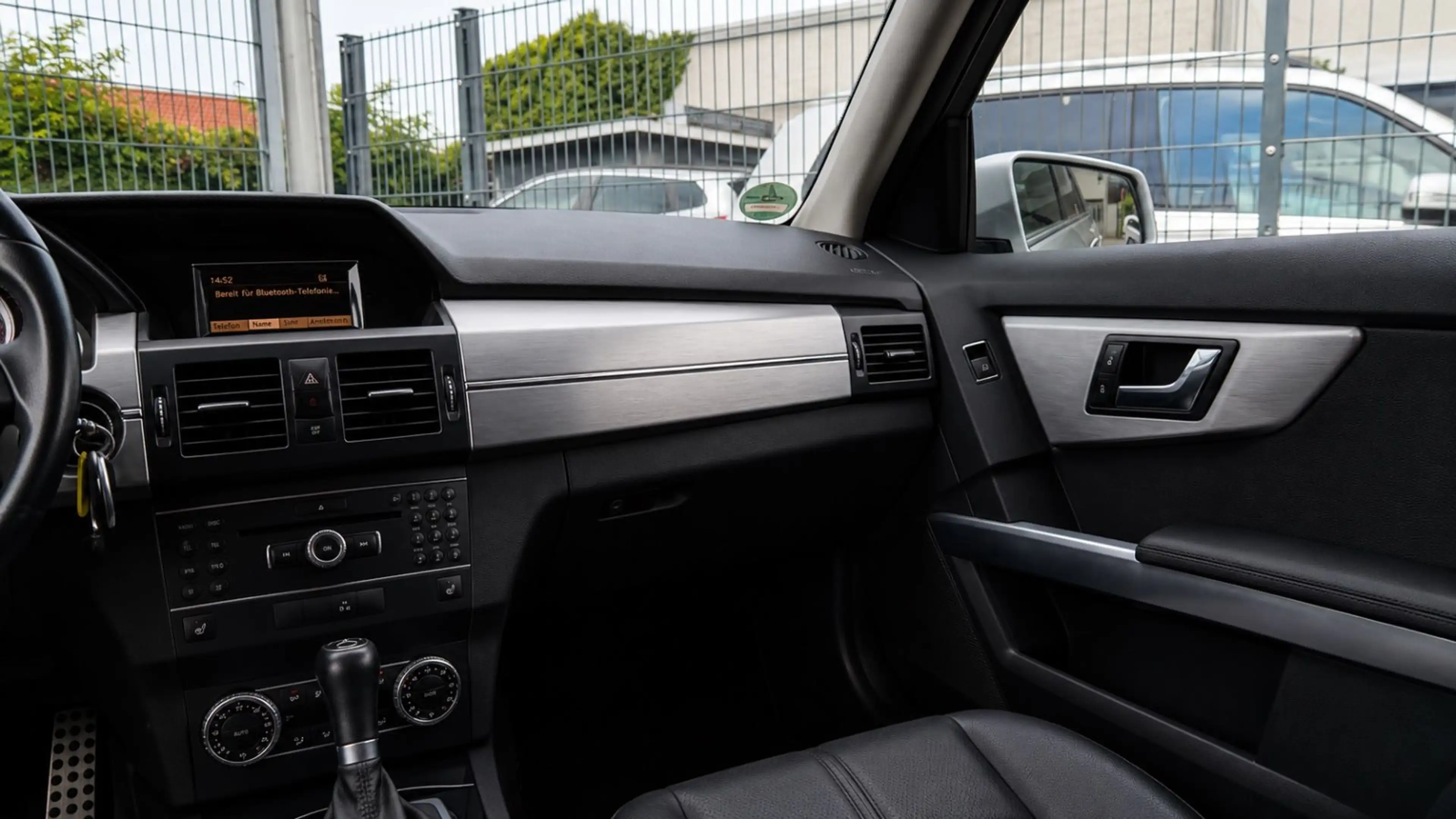 Mercedes-Benz GLK 220 GLK220 CDI BlueEfficiency 4Matic/PANO/TEMP/LEDER — photo 13