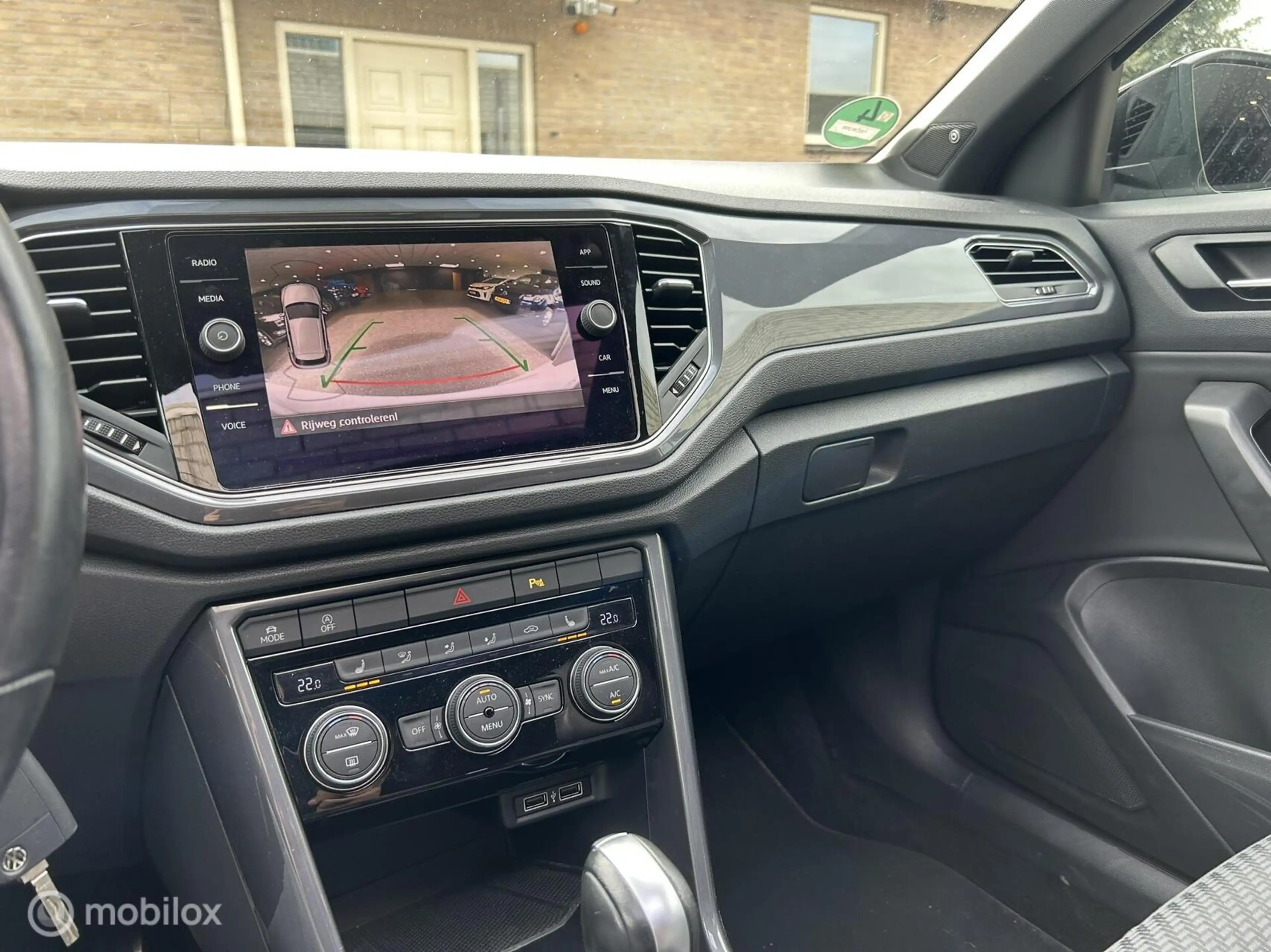 Volkswagen T-Roc 1.5 TS 3x R Line|Panoramadak|Virtual|1e EIG — photo 34