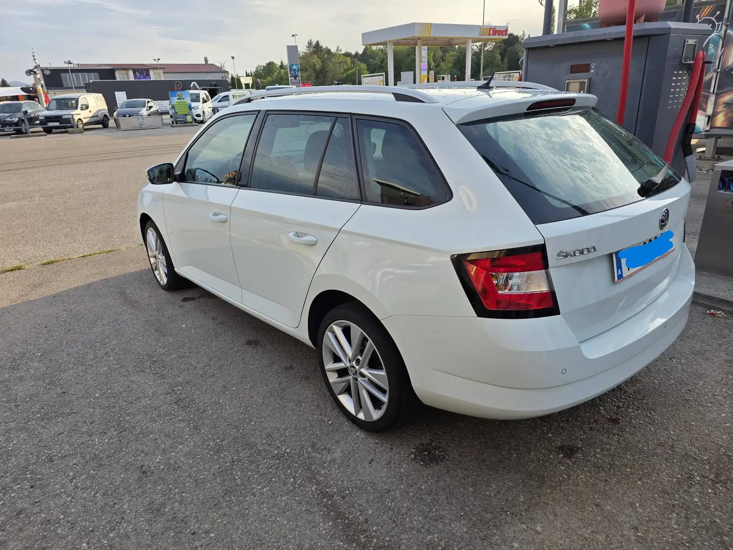 Skoda Fabia Fabia Combi Style 1,4 TDI DSG Style Weiß - 2